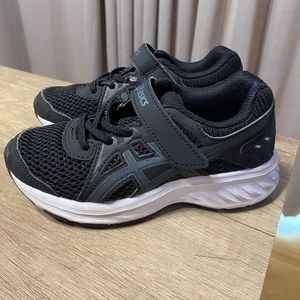 ASICS Gym Shoes